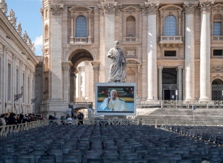 Апокалипсис сегодня: пустые улицы туристических центров по всему миру
