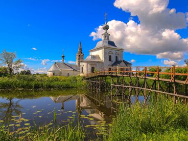 Путеводитель по городу-музею Суздалю