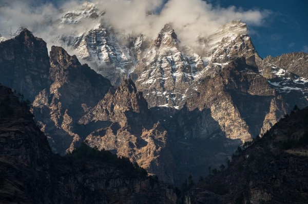 Лучше гор могут быть только горы Лучше гор могут быть только горы
