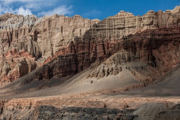Лучше гор могут быть только горы Лучше гор могут быть только горы