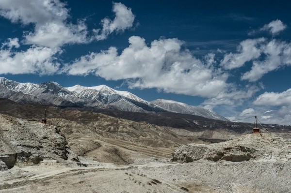 Лучше гор могут быть только горы Лучше гор могут быть только горы
