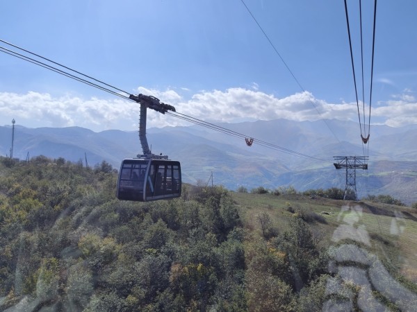 Экскурсия в монастырь Татев: канатная дорога, водопад Шаки, винодельня Арени