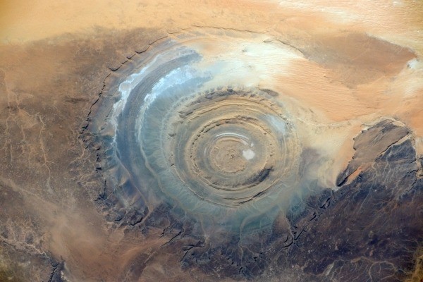 12 самых загадочных мест на планете 12 самых загадочных мест на планете