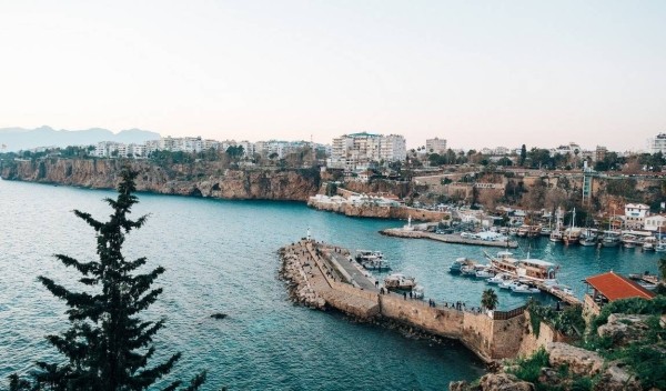 Анталья в январе: побег от морозов Анталья в январе: побег от морозов