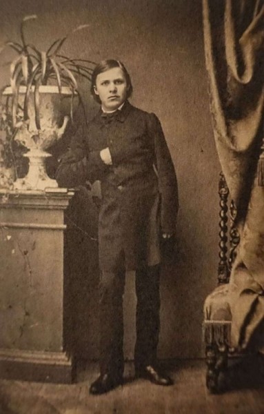 16 фотографий известных писателей, которые большинство людей никогда не видели 16 фотографий известных писателей, которые большинство людей никогда не видели