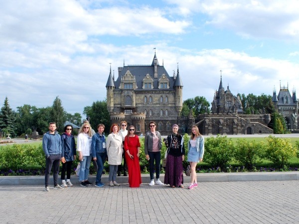 Экскурсия в Замок Гарибальди: история сказочного замка под Тольятти Экскурсия в Замок Гарибальди: история сказочного замка под Тольятти