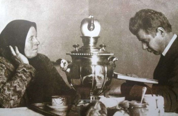 16 фотографий известных писателей, которые большинство людей никогда не видели 16 фотографий известных писателей, которые большинство людей никогда не видели