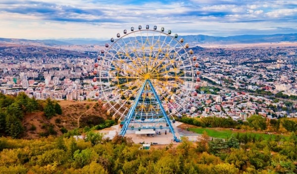 Тбилиси в октябре: осенняя мелодия города Тбилиси в октябре: осенняя мелодия города