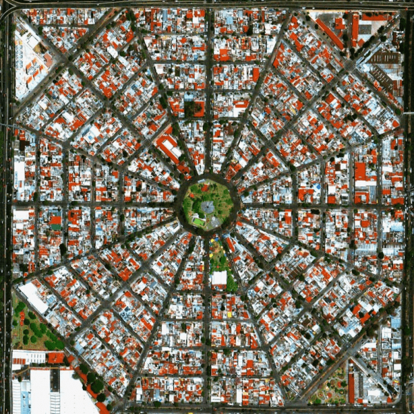 18 городов и районов с уникальной урбанистической планировкой