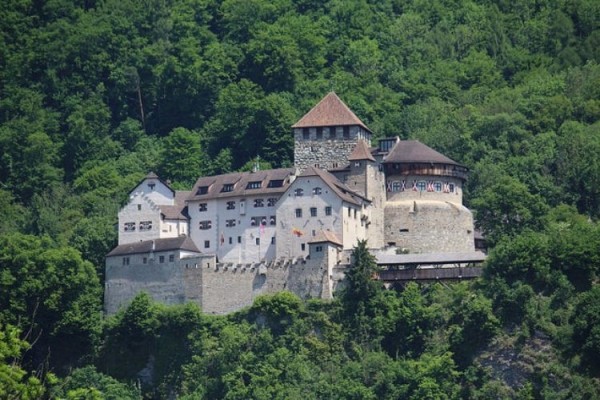 Достопримечательностей Лихтенштейна: Топ-10 (ФОТО) Достопримечательностей Лихтенштейна: Топ-10 (ФОТО)