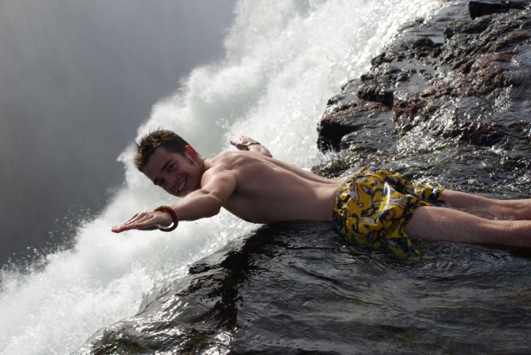 Купель Дьявола на водопаде Виктория