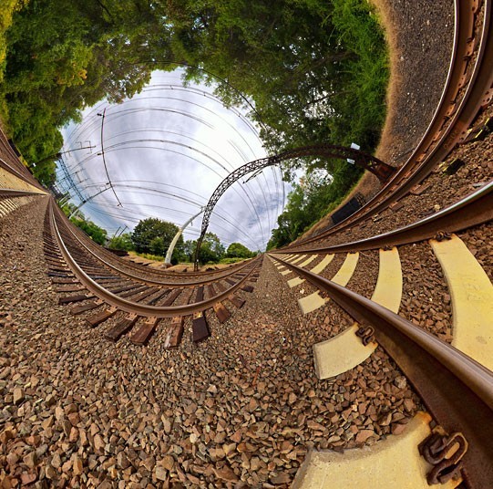 Новый взгляд на старые места — сюрреалистические города Новый взгляд на старые места — сюрреалистические города