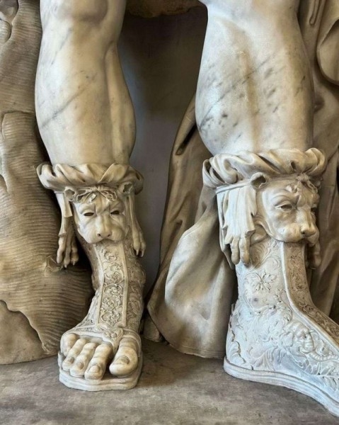 17 древнейших артефактов, чьё предназначение — показывать нам диковинки прошлого