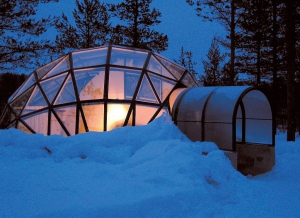 8 самых удивительных ледовых отелей мира