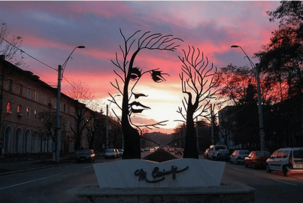 10 cамых странных и необычных скульптур, за каждой из которых стоит своя история 10 cамых странных и необычных скульптур, за каждой из которых стоит своя история