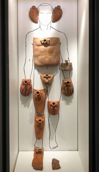 17 зрелищных музейных экспонатов, меняющих взгляд на «скучные» выставки 17 зрелищных музейных экспонатов, меняющих взгляд на «скучные» выставки