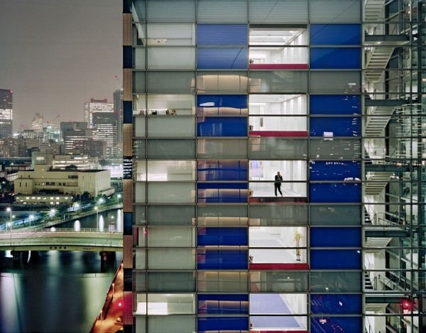 Одиночество в большом городе Одиночество в большом городе