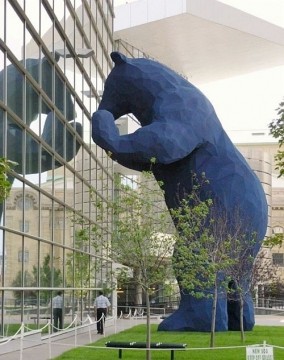 Памятники животным (13 скульптур)