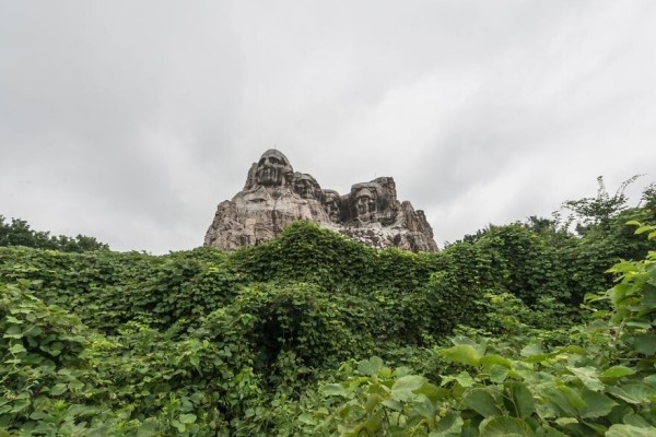 20 фото невероятно красивых заброшенных мест Японии