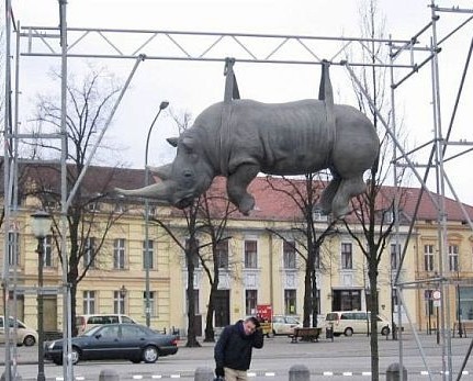 Памятники животным (13 скульптур)