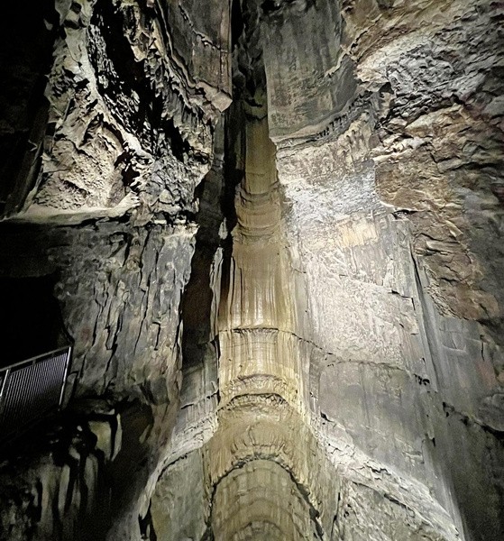 10 невероятных пещер, расположенных в глубинах планеты Земля