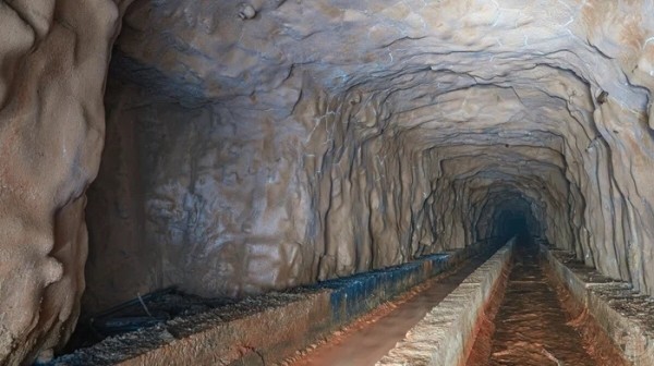 Необычная подземная река Дальнего Востока: что скрыто под землёй?