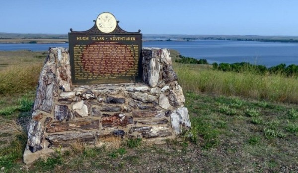 Реальная история охотника Хью Гласса, которого сыграл в «Выжившем» Ди Каприо Реальная история охотника Хью Гласса, которого сыграл в «Выжившем» Ди Каприо