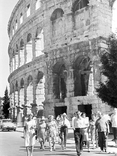 «Руссо туристо», или Как граждане СССР позорили свою отчизну за рубежом