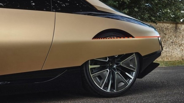 Концепт SM Tribute может стать серийным Концепт SM Tribute может стать серийным