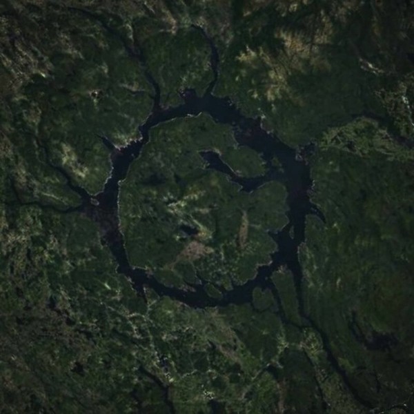 po-mestam-virtualnogo-globusa-30-ljubopytnyh-lokacij-s-google-earth-953f8e3