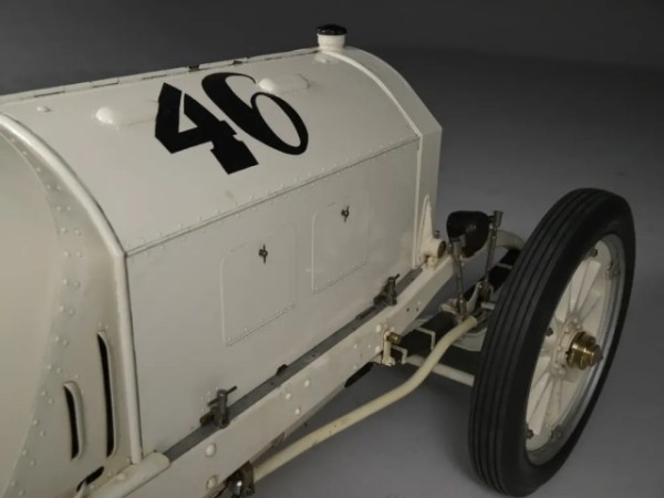 Раритетный 116-летний Мерседес за 9 миллионов долларов Раритетный 116-летний Мерседес за 9 миллионов долларов