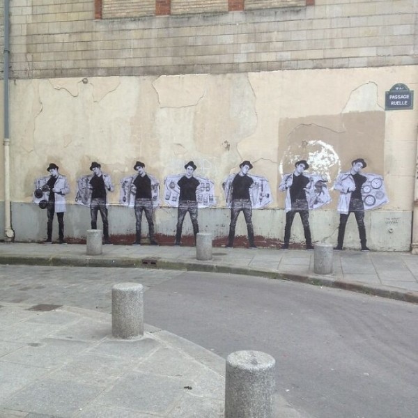 Уличное искусство художника Levalet (30 фото)