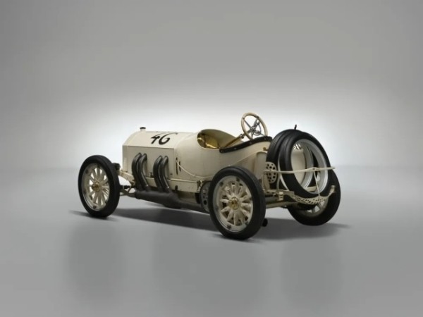 Раритетный 116-летний Мерседес за 9 миллионов долларов Раритетный 116-летний Мерседес за 9 миллионов долларов