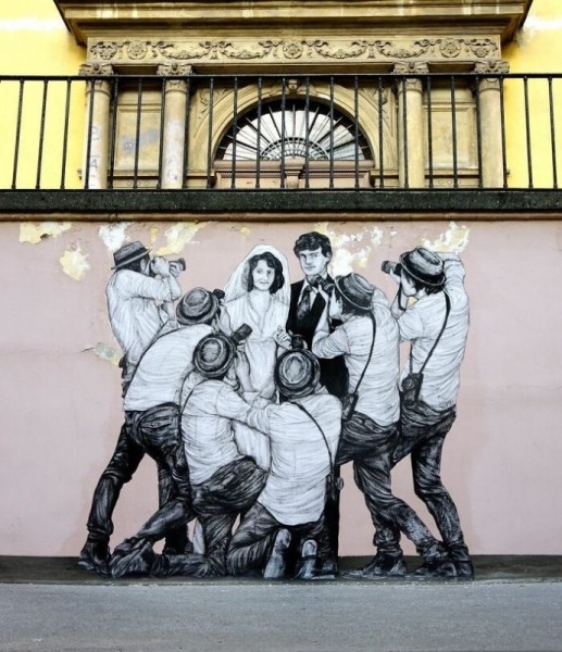 Уличное искусство художника Levalet (30 фото)