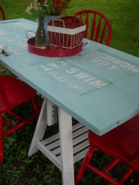 Как сделать из старой двери стильный предмет интерьера Как сделать из старой двери стильный предмет интерьера