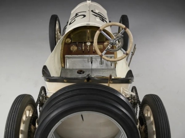 Раритетный 116-летний Мерседес за 9 миллионов долларов Раритетный 116-летний Мерседес за 9 миллионов долларов