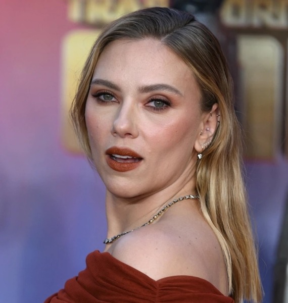 Самые красивые женщины мира 2024 года по мнению обычных людей