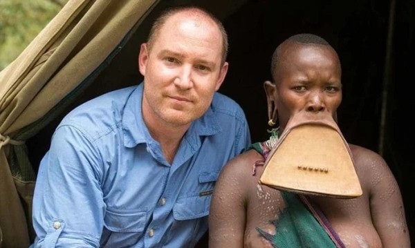 История губных дисков у женщин мурси: традиция с трагическим прошлым История губных дисков у женщин мурси: традиция с трагическим прошлым