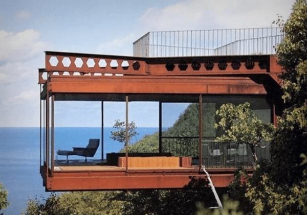 Подборка странных и экстремальных домов из разных стран мира (12 фото) Подборка странных и экстремальных домов из разных стран мира (12 фото)