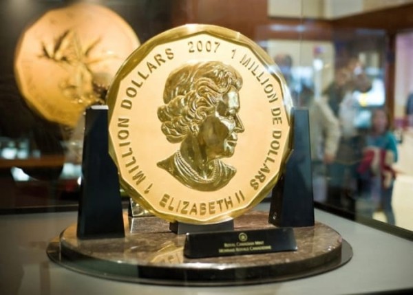 10 невероятно дорогих золотых предметов