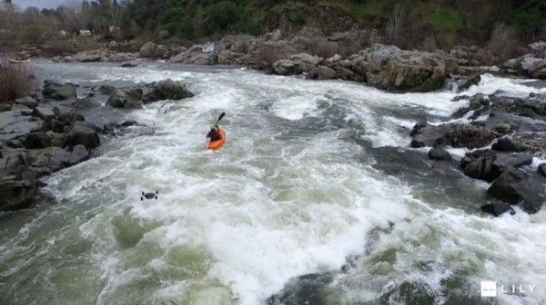 Лили - первая летающая умная камера в мире (11 фото + видео)