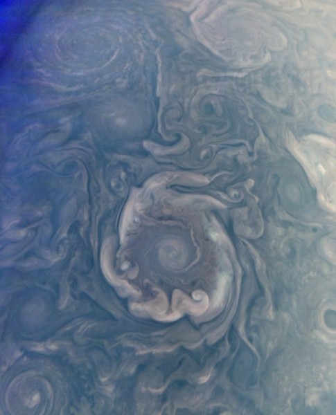 НАСА опубликовало самые качественные снимки Юпитера за всю историю наблюдений