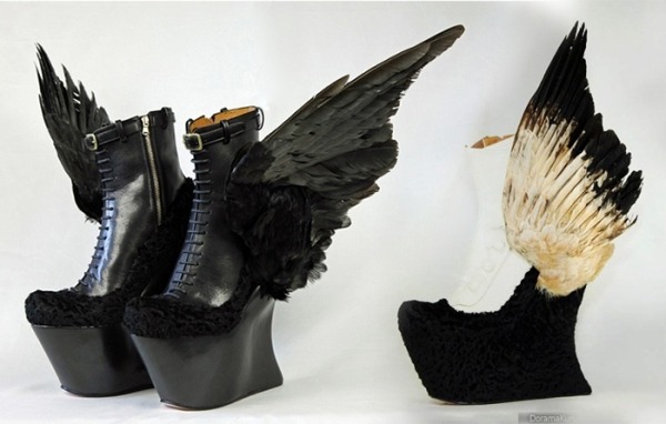 Чем удивляют мир самые креативные дизайнеры обуви? (15 фото) Чем удивляют мир самые креативные дизайнеры обуви? (15 фото)