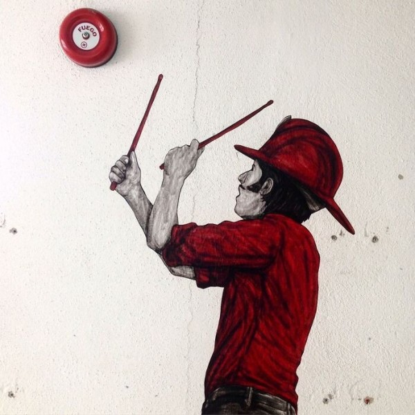 Уличное искусство художника Levalet (30 фото)