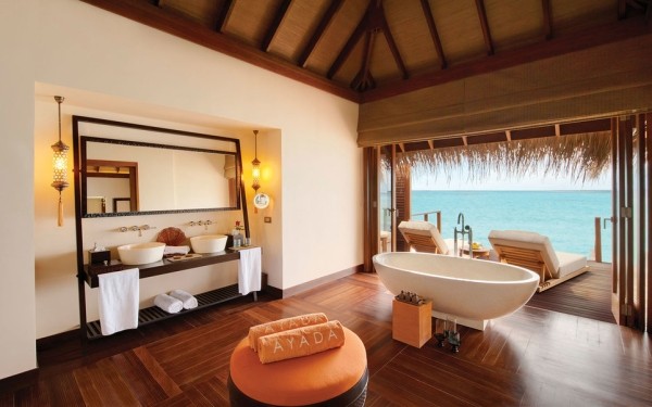 Лежачие экскурсии: 9 лучших ванн планеты Лежачие экскурсии: 9 лучших ванн планеты