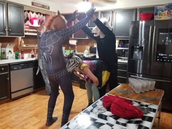 Вдогонку субботе - пьяные и смешные Вдогонку субботе - пьяные и смешные