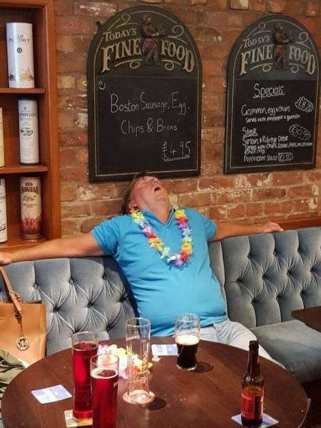 Вдогонку субботе - пьяные и смешные Вдогонку субботе - пьяные и смешные