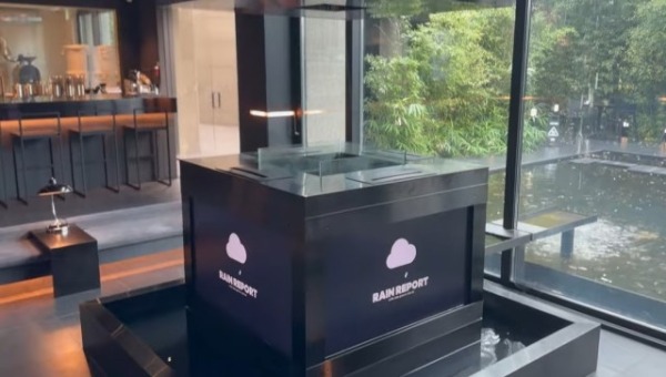 «Проливное» кафе в Сеуле, где каждые 15 минут идёт дождь (4 фото + видео) «Проливное» кафе в Сеуле, где каждые 15 минут идёт дождь (4 фото + видео)