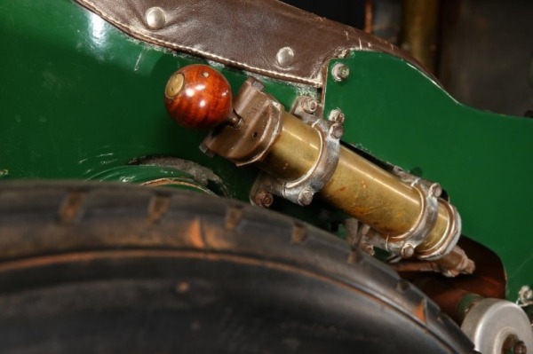 120-летний автомобиль Napier L48 Samson за миллион долларов