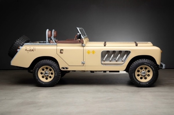 Очень редкий «длинноносый» Land Rover выставили на продажу (13 фото)